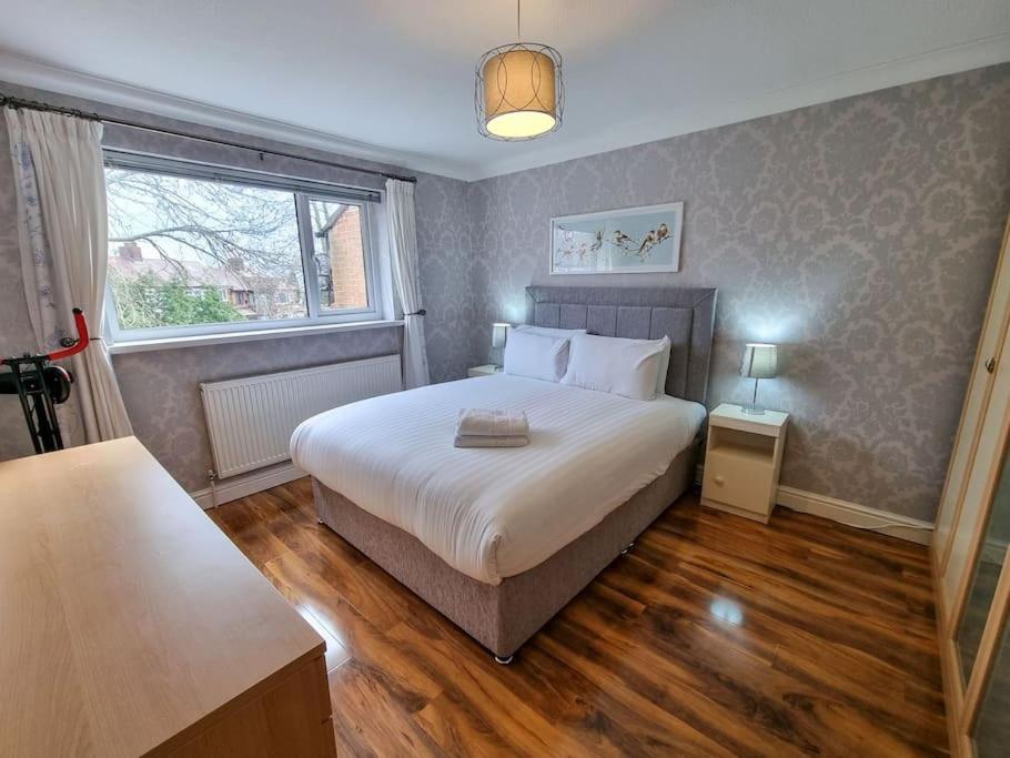 Stunning Family Home Close To The City Centre Manchester Bagian luar foto